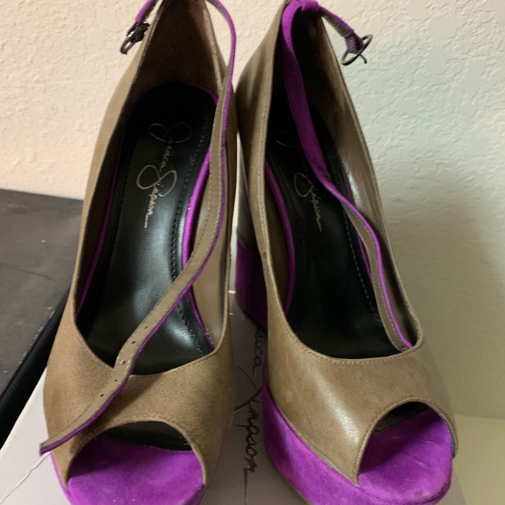 Jessica Simpson Wedges - Picture 2 of 3